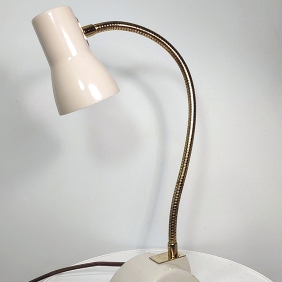 Vintage Lamp MCM Gooseneck Bendable Japan Small Metal Beige Gold Works - Picture 5 of 8